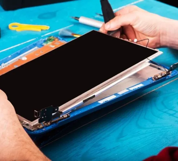 MacBook Screen Repair